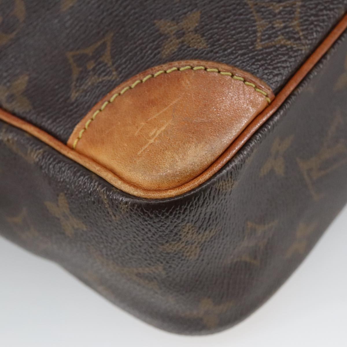 LOUIS VUITTON Monogram Trocadero 30 Shoulder Bag M51272 LV Auth 102300