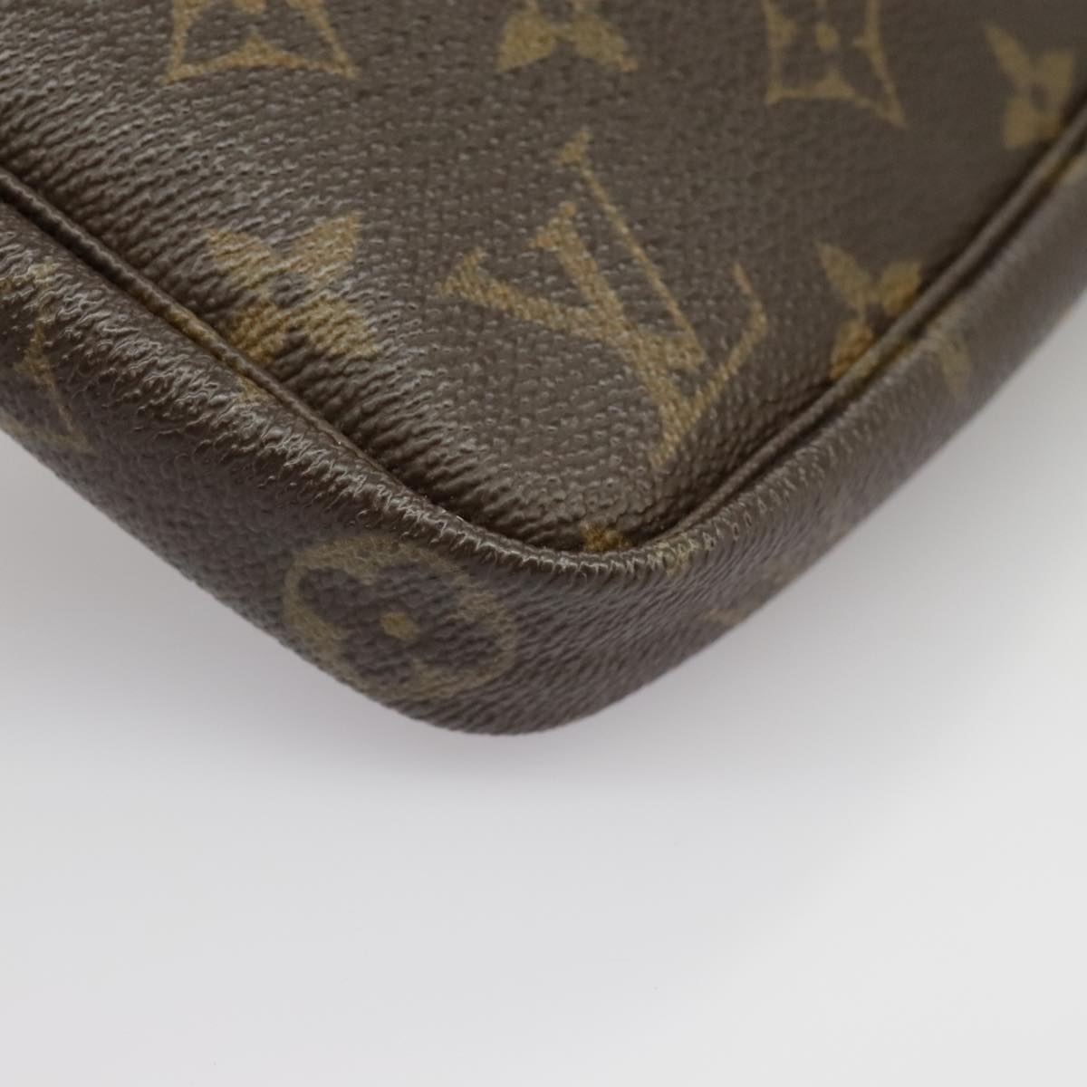 LOUIS VUITTON Monogram Pochette Accessoires Pouch M51980 LV Auth 102337