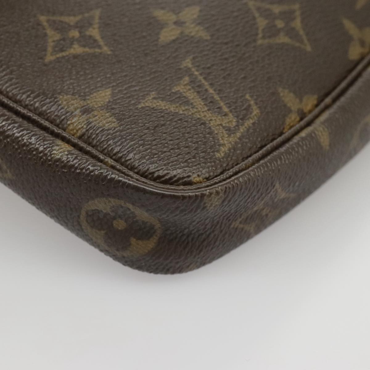 LOUIS VUITTON Monogram Pochette Accessoires Pouch M51980 LV Auth 102337