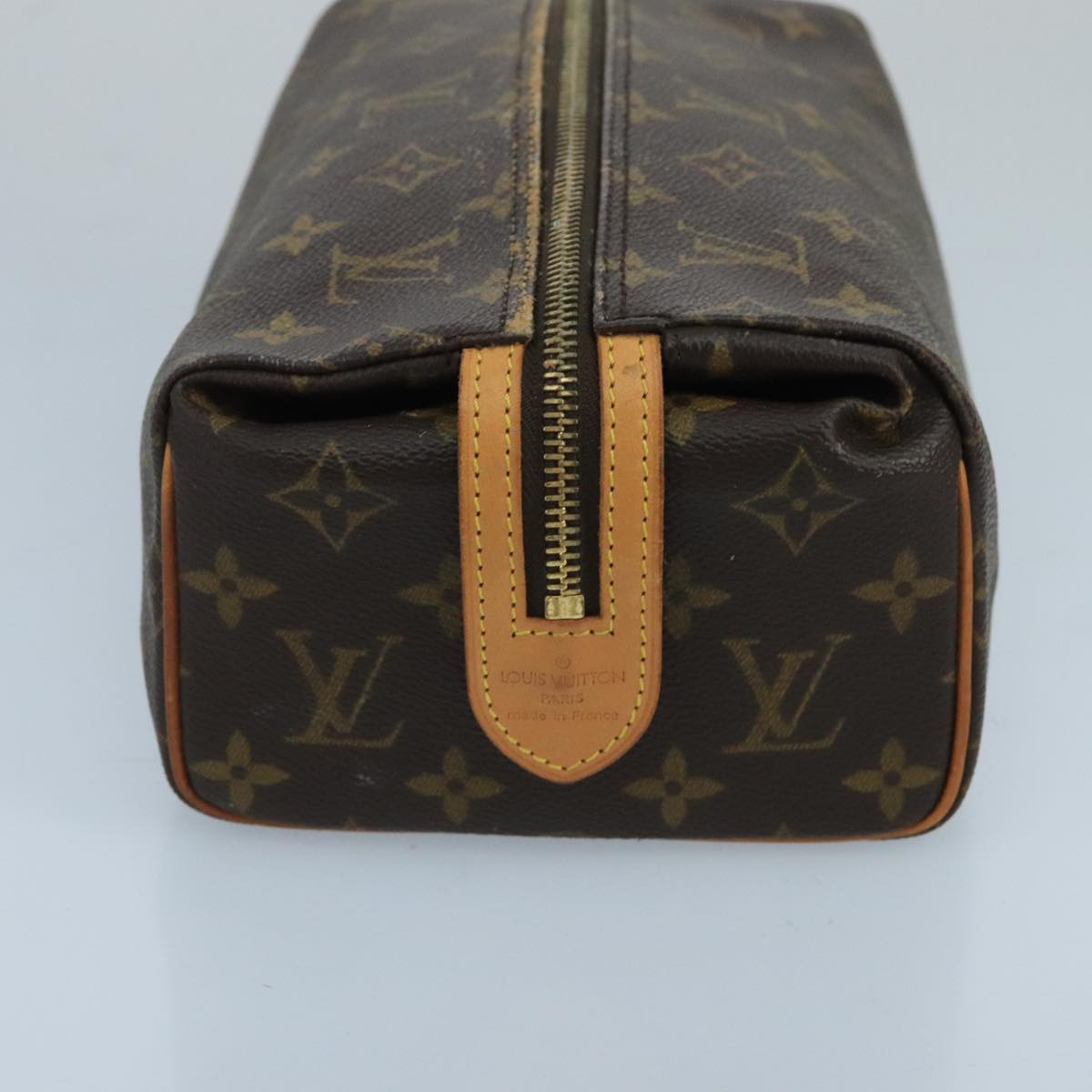 LOUIS VUITTON Monogram Trousse Patte Pression Cosmetic Pouch M47636 Auth 102339