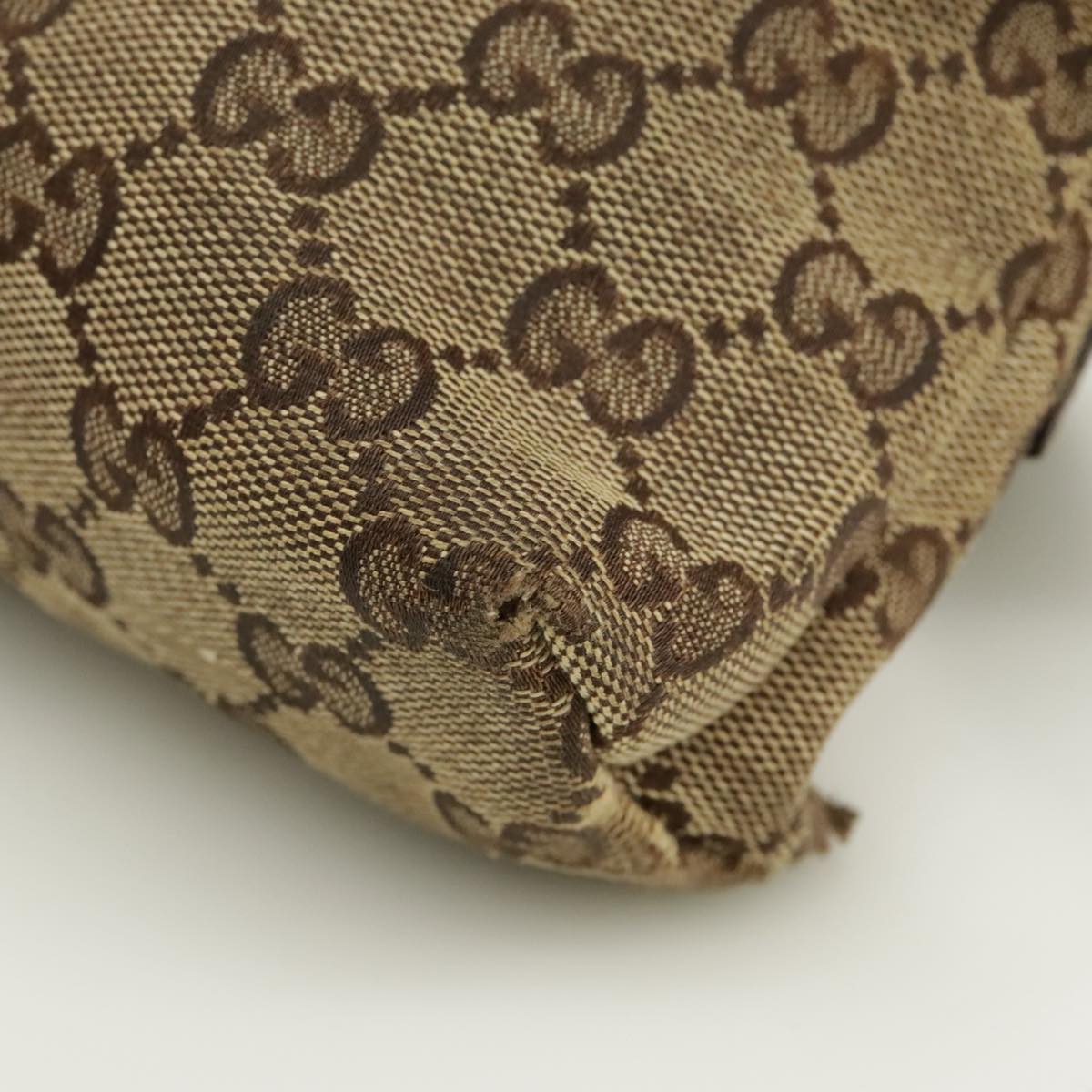 GUCCI GG Canvas Waist bag Beige Auth 102344