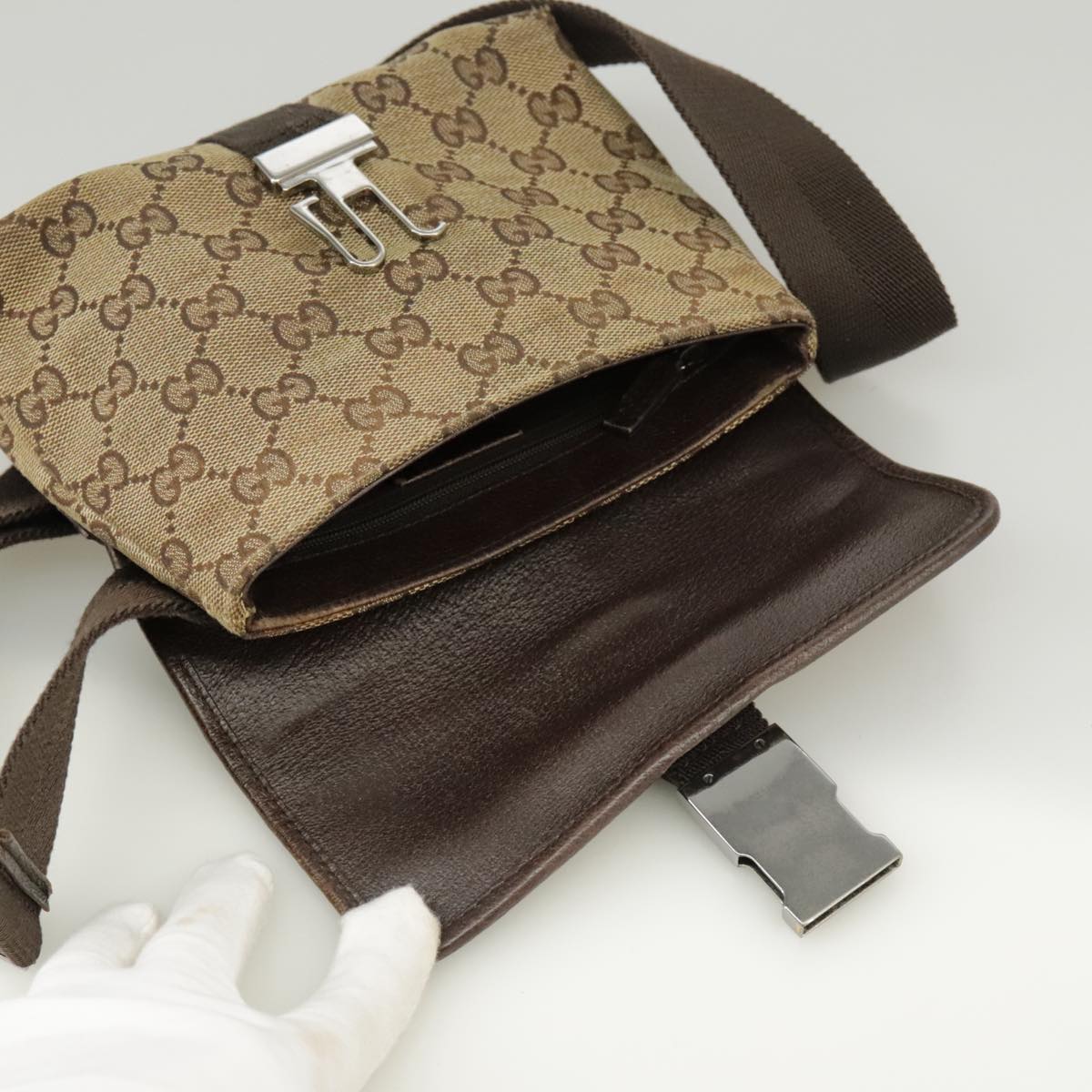 GUCCI GG Canvas Waist bag Beige Auth 102344