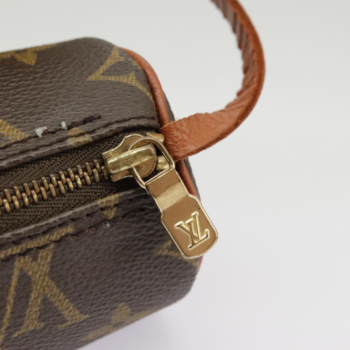 LOUIS VUITTON Monogram Papillon Pouch LV Auth 102362