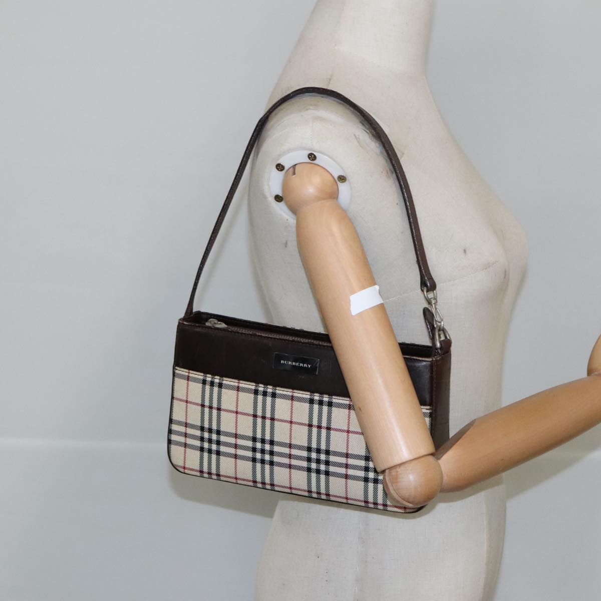 BURBERRY Nova Check Shoulder Bag Canvas Beige Auth 102373