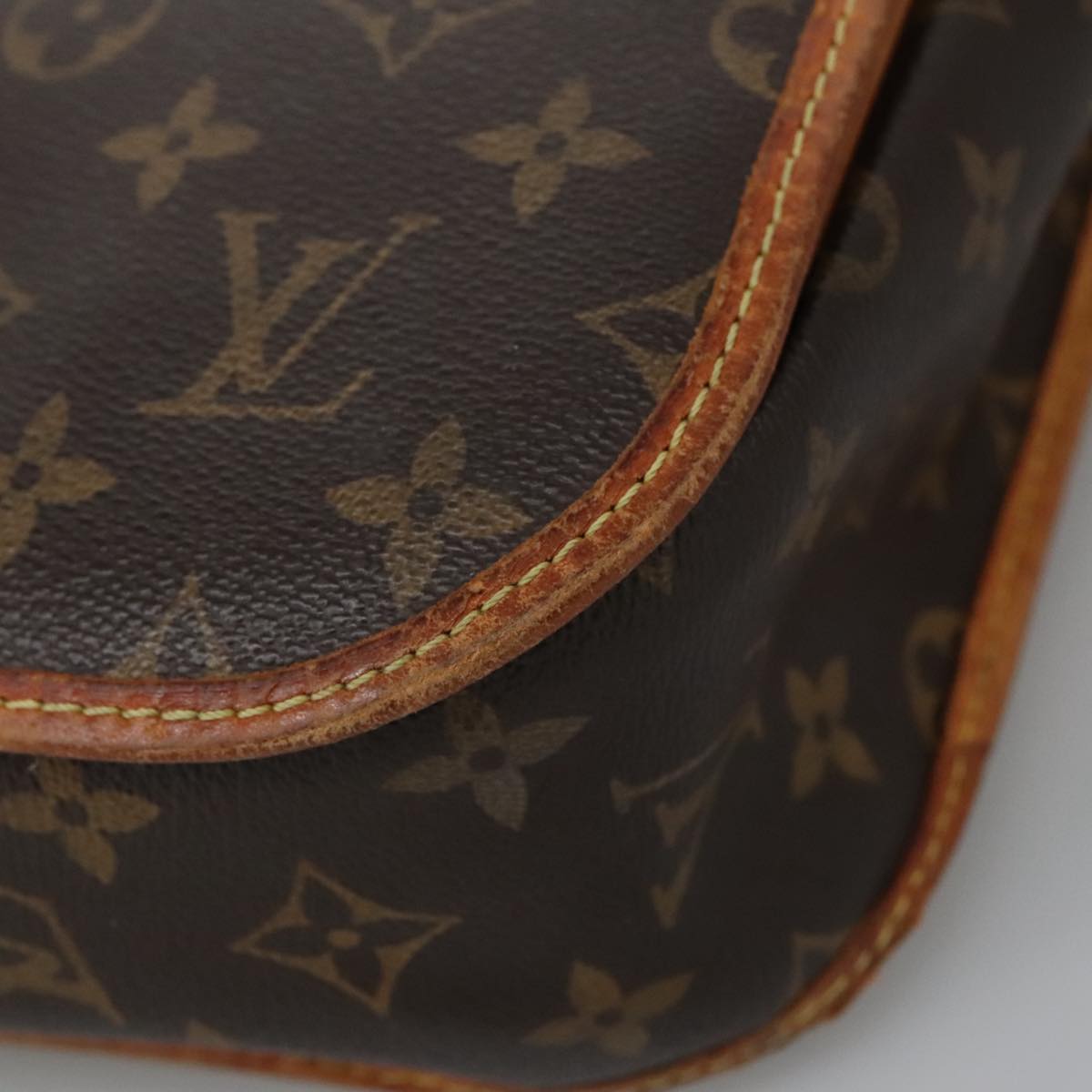 LOUIS VUITTON Monogram Messenger Bosphore PM Shoulder Bag M40106 LV Auth 102403