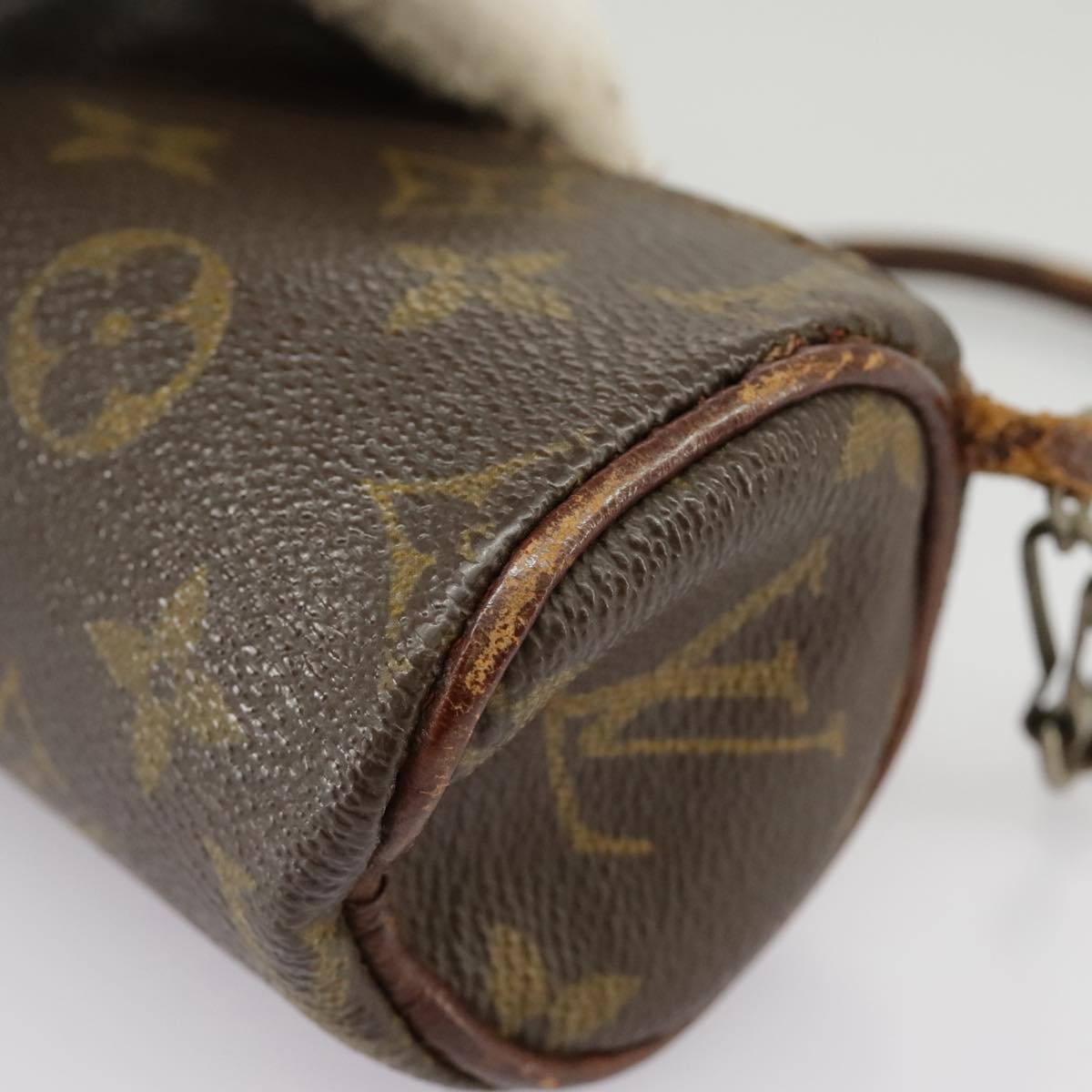 LOUIS VUITTON Monogram Papillon Pouch LV Auth 102426