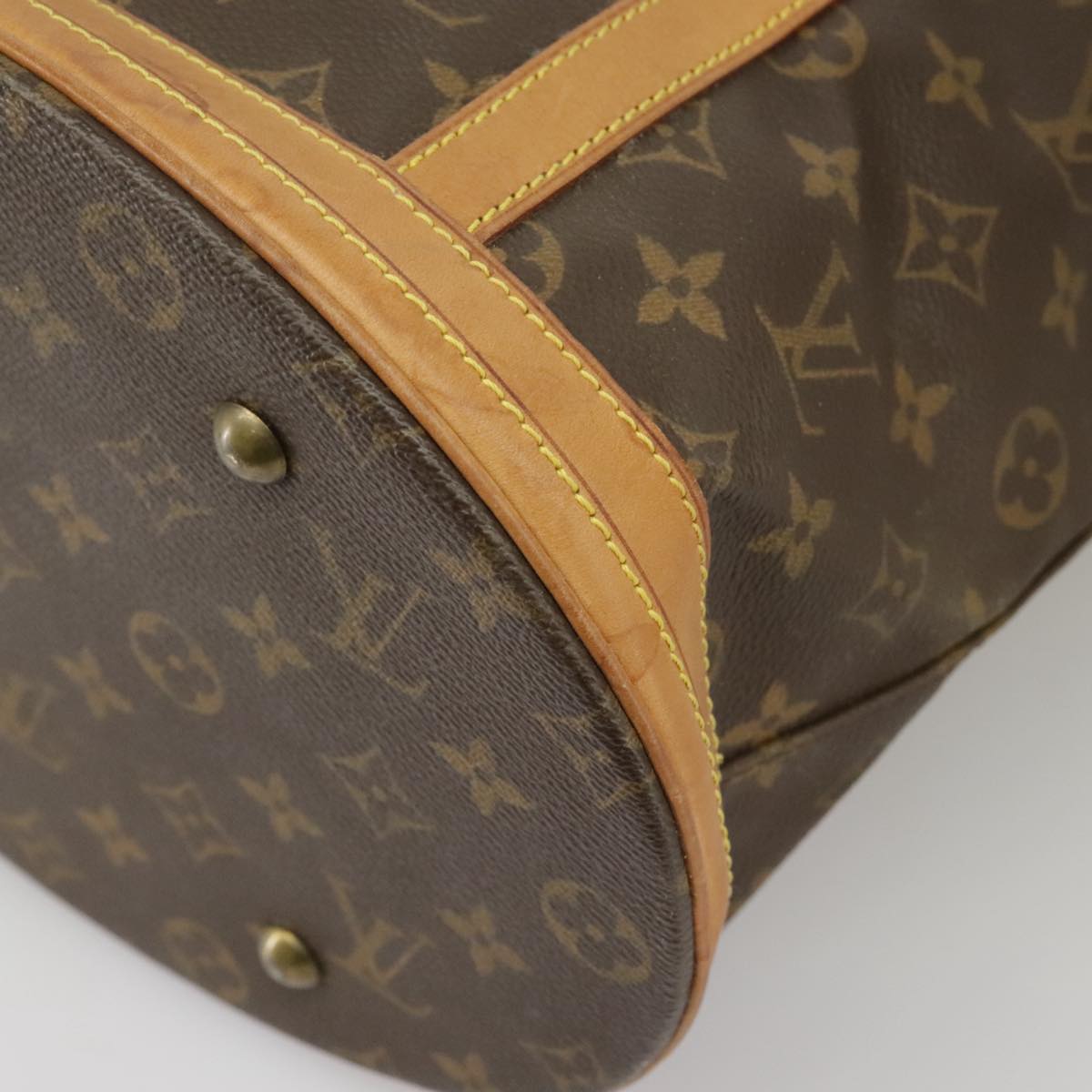 LOUIS VUITTON Monogram Bucket GM Shoulder Bag M42236 LV Auth 102434