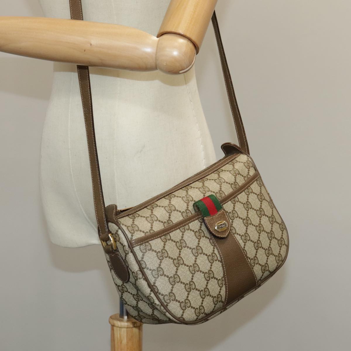 GUCCI GG Supreme Web Sherry Line Shoulder Bag PVC Beige 89 02 032 Auth 102467