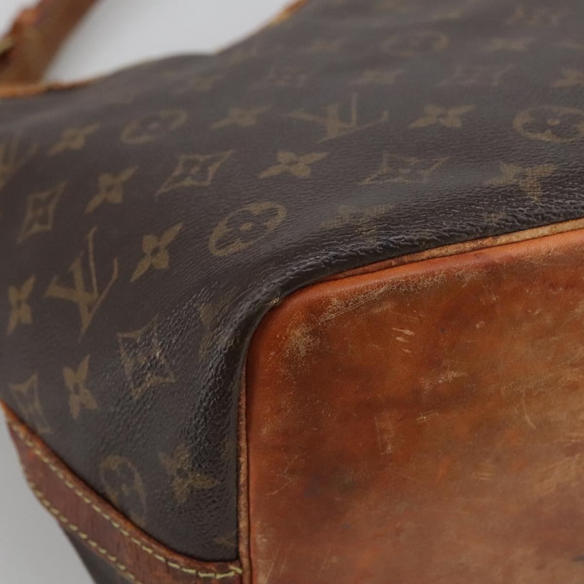 LOUIS VUITTON Monogram Petit Noe Shoulder Bag M42226 LV Auth 102539