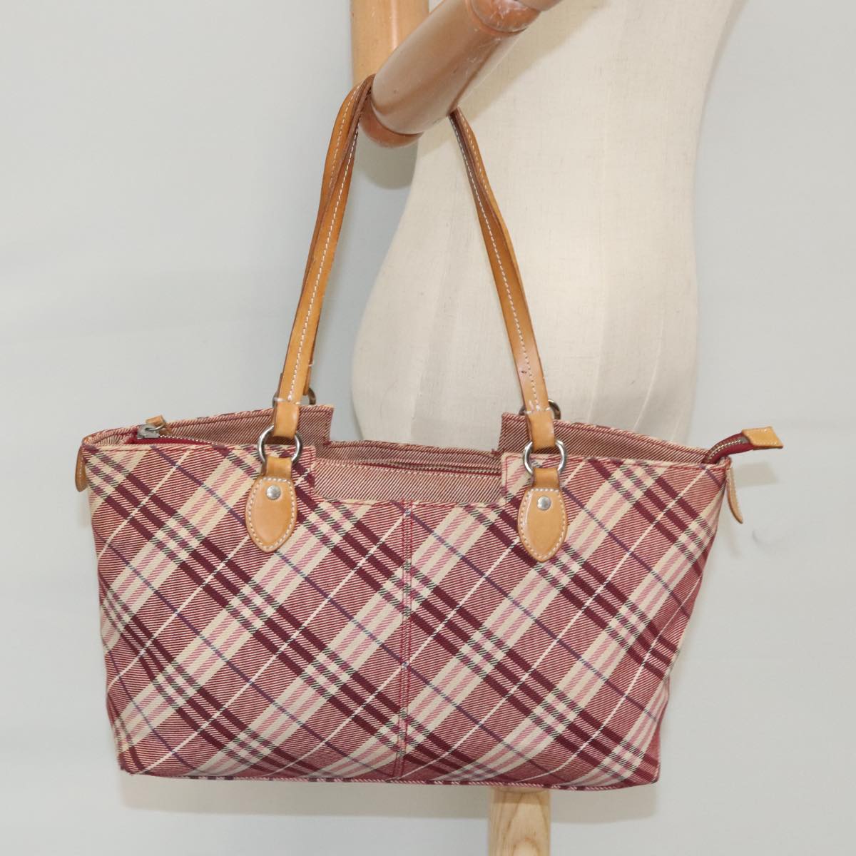 BURBERRY Nova Check Blue Label Tote Bag Canvas Red Auth 102585