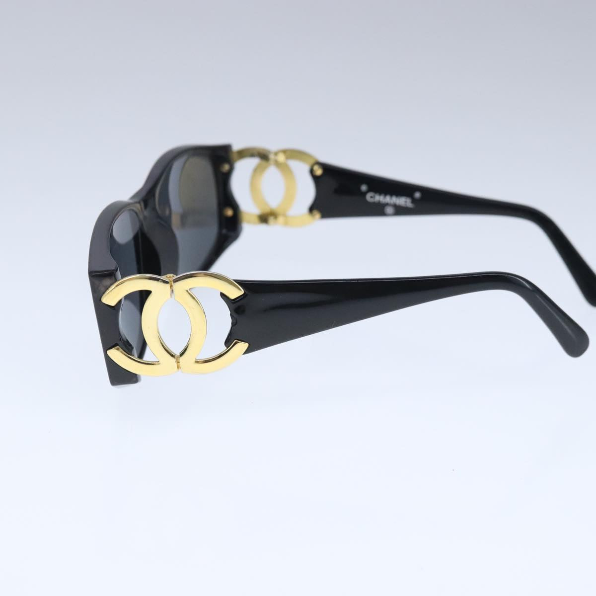 CHANEL Sunglasses plastic Black CC Auth 102693