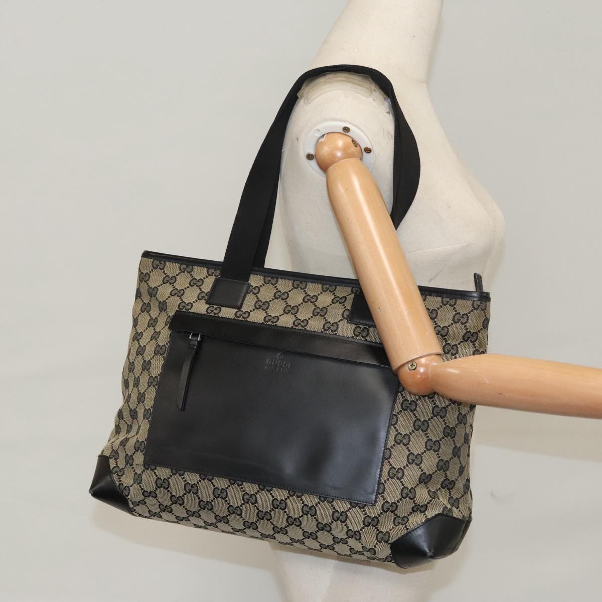 GUCCI GG Canvas Tote Bag Beige Navy Gold 019 0426 2404 Auth 102741