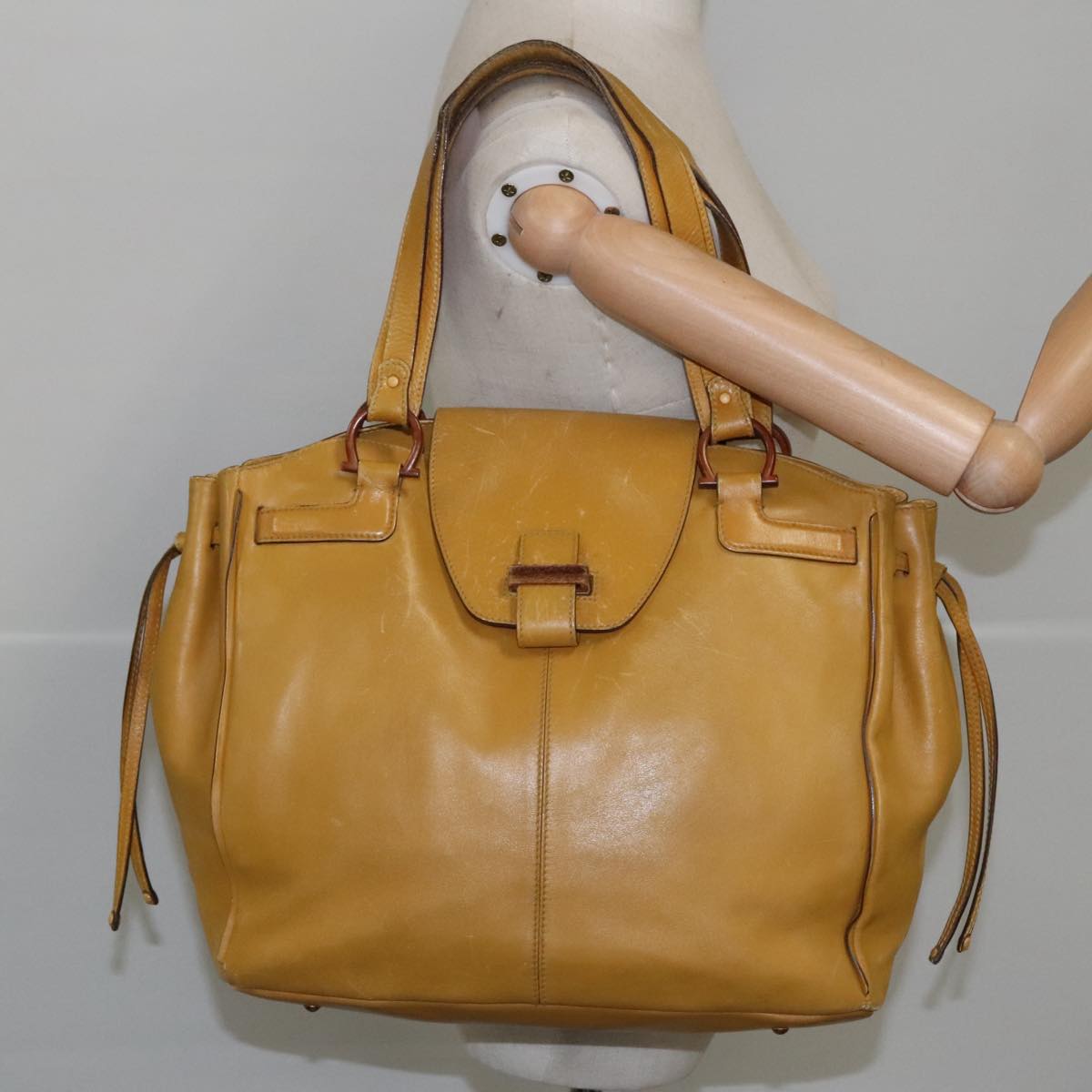 Salvatore Ferragamo Tote Bag Leather Yellow Auth 102791