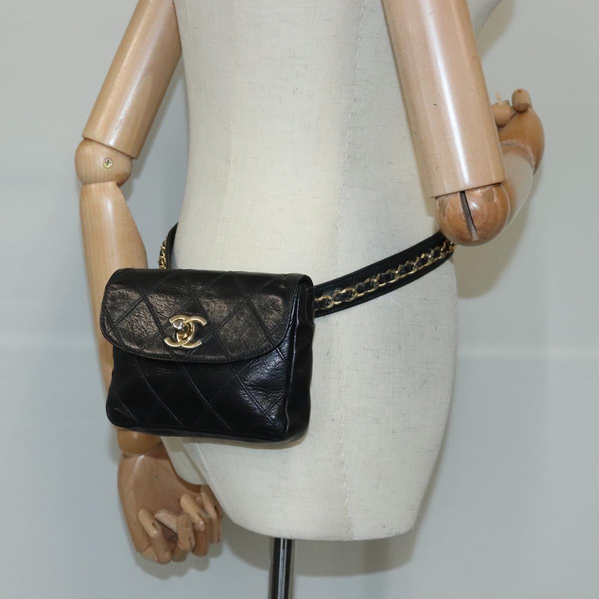 CHANEL Bicolore Chain Waist bag Leather Black Gold CC Auth 102826