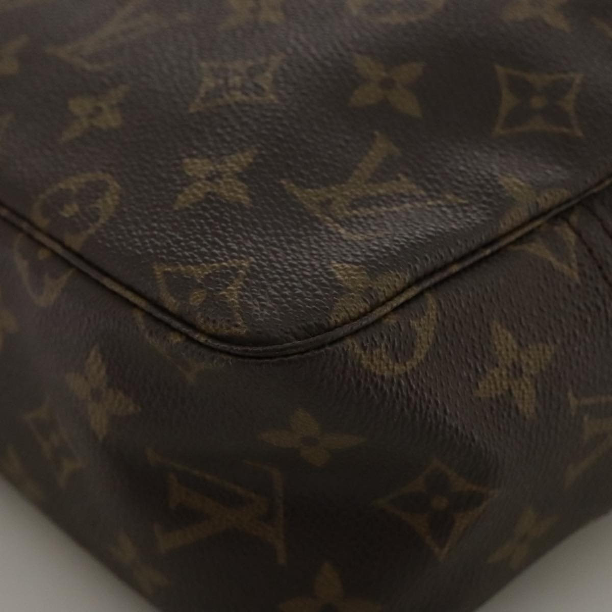 LOUIS VUITTON Monogram Trousse Toilette 28 Clutch Bag M47522 LV Auth 102937