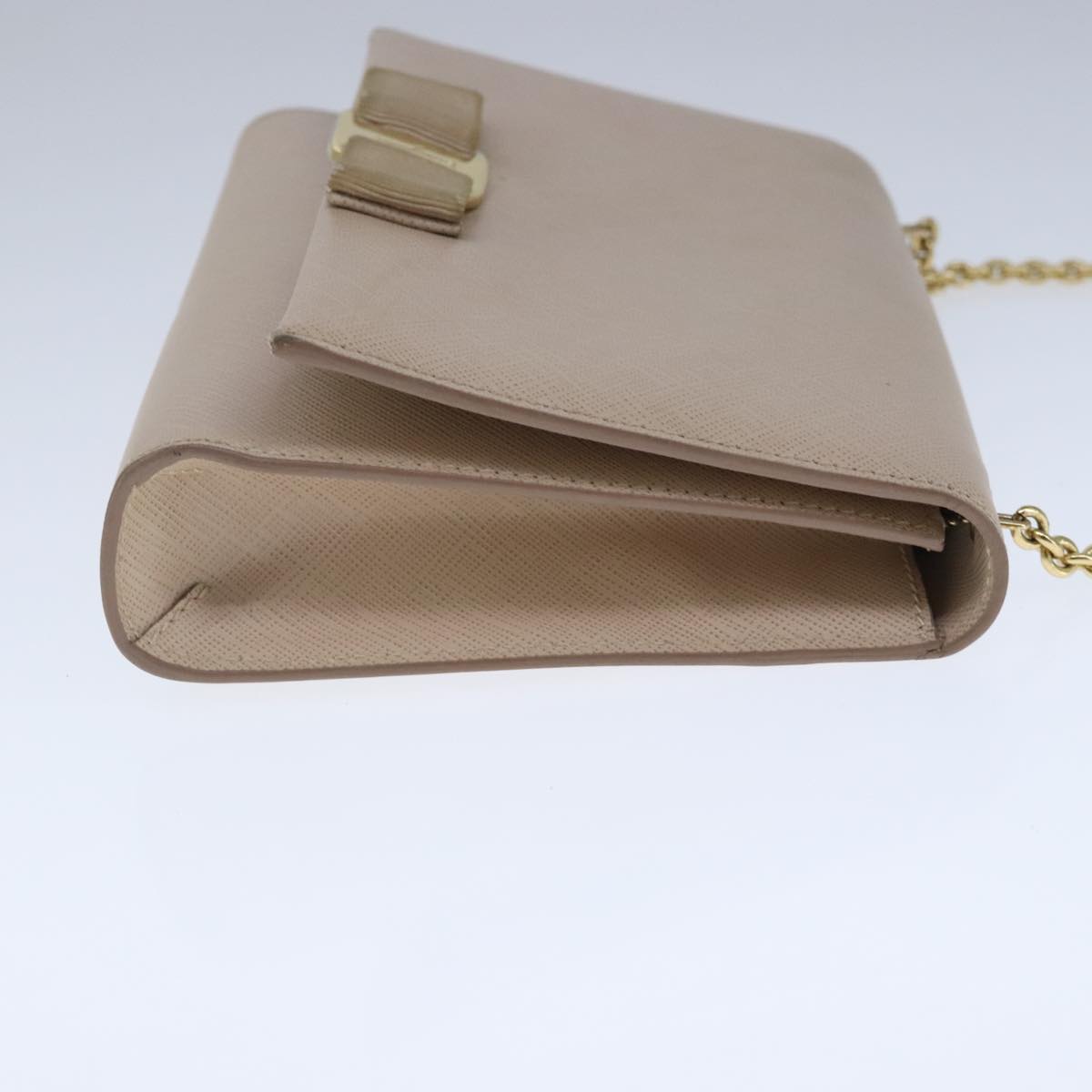 Salvatore Ferragamo Vala Chain Shoulder Bag Leather Beige Gold Auth 102951