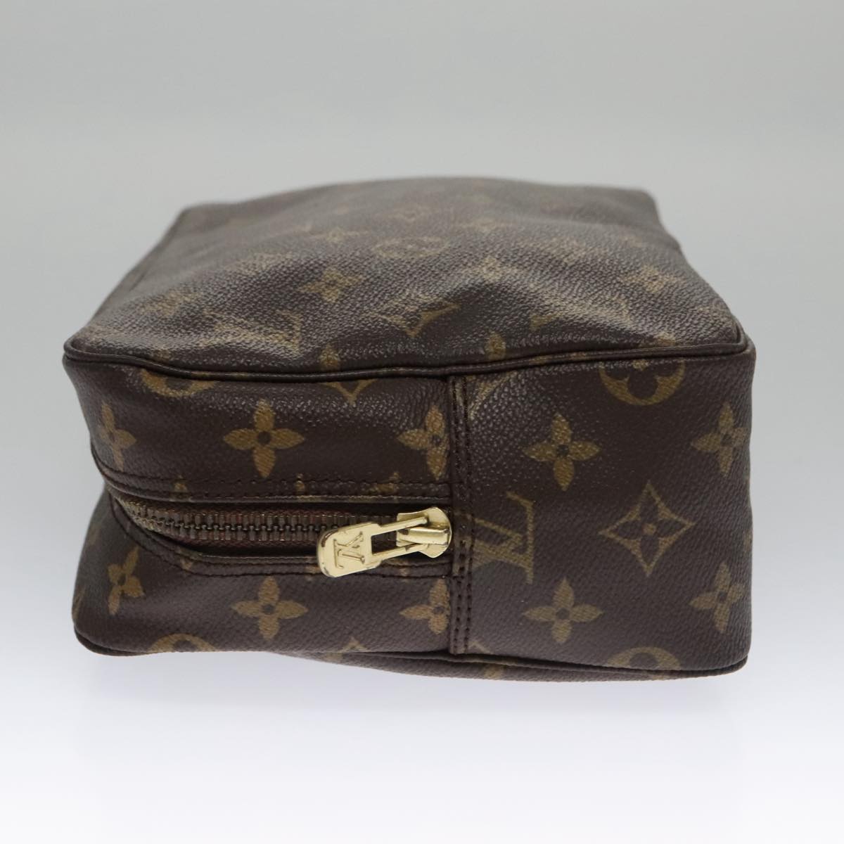 LOUIS VUITTON Monogram Trousse Toilette 28 Clutch Bag M47522 LV Auth 103012