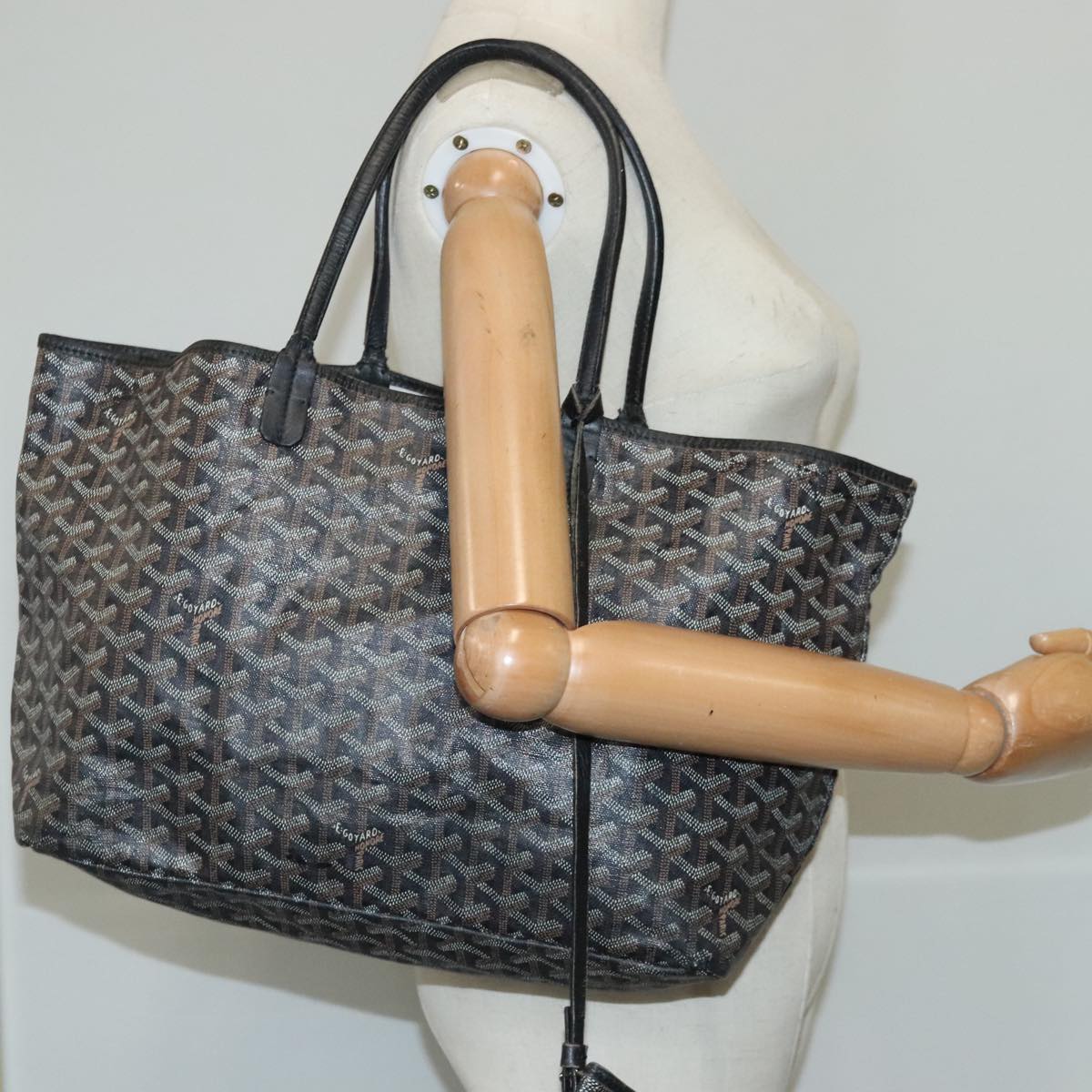 GOYARD Herringbone Saint Louis PM Tote Bag PVC Leather Black Auth 103021