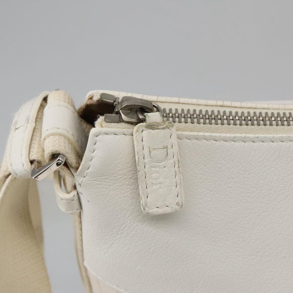Christian Dior Trotter Canvas Shoulder Bag White Auth 103087V