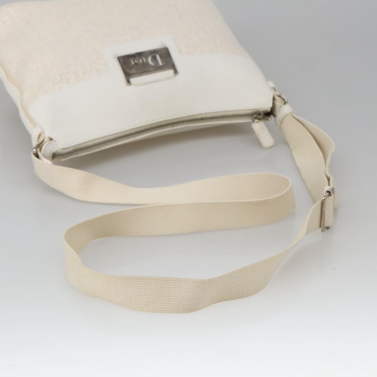 Christian Dior Trotter Canvas Shoulder Bag White Auth 103087