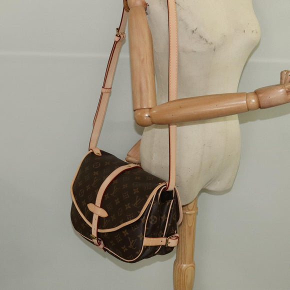 LOUIS VUITTON Monogram Saumur 30 Shoulder Bag M42256 LV Auth 103095SV