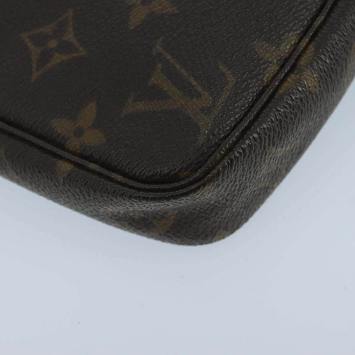 LOUIS VUITTON Monogram Pochette Accessoires Pouch M51980 LV Auth 103133