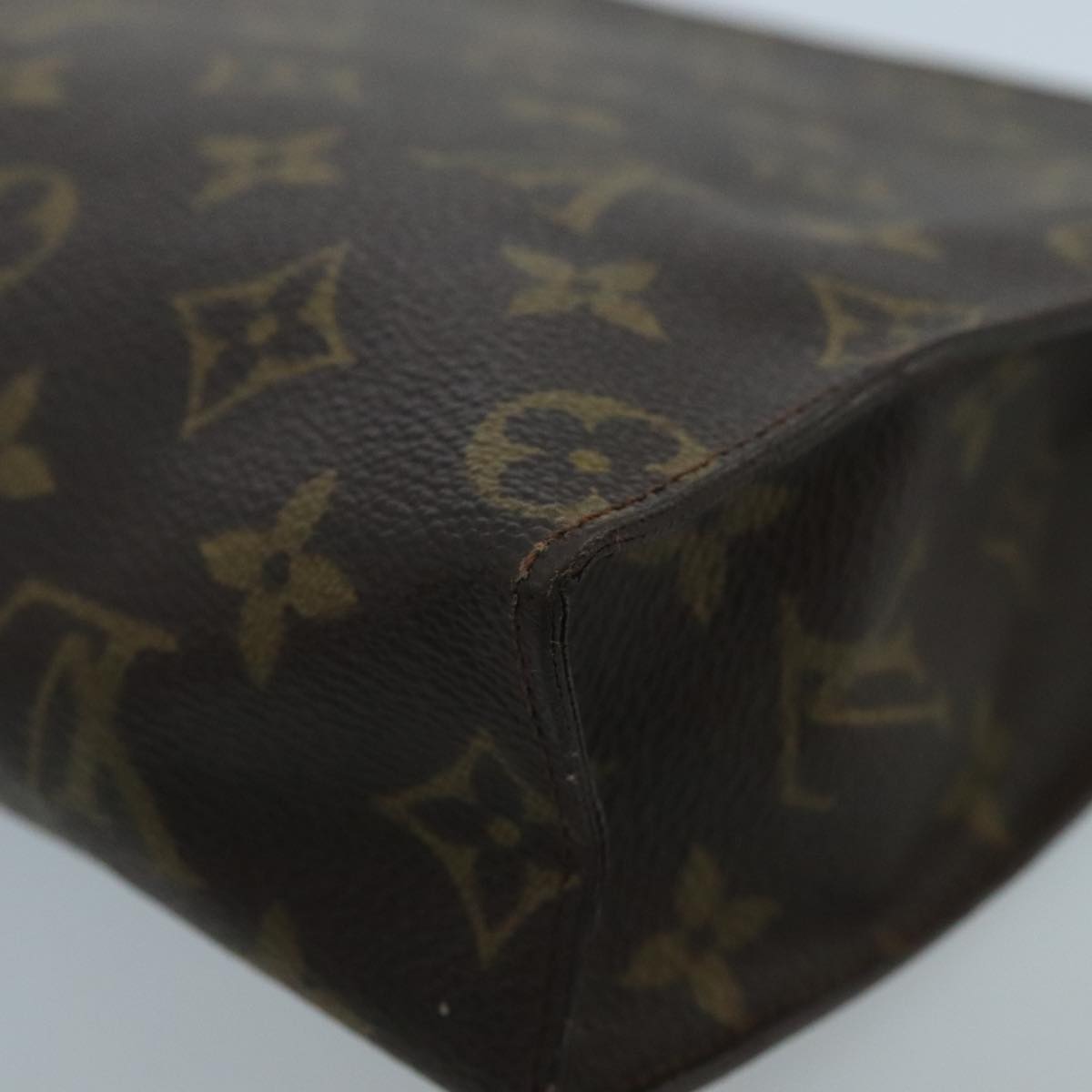 LOUIS VUITTON Monogram Poche Toilette 26 Pouch M47542 LV Auth 103143