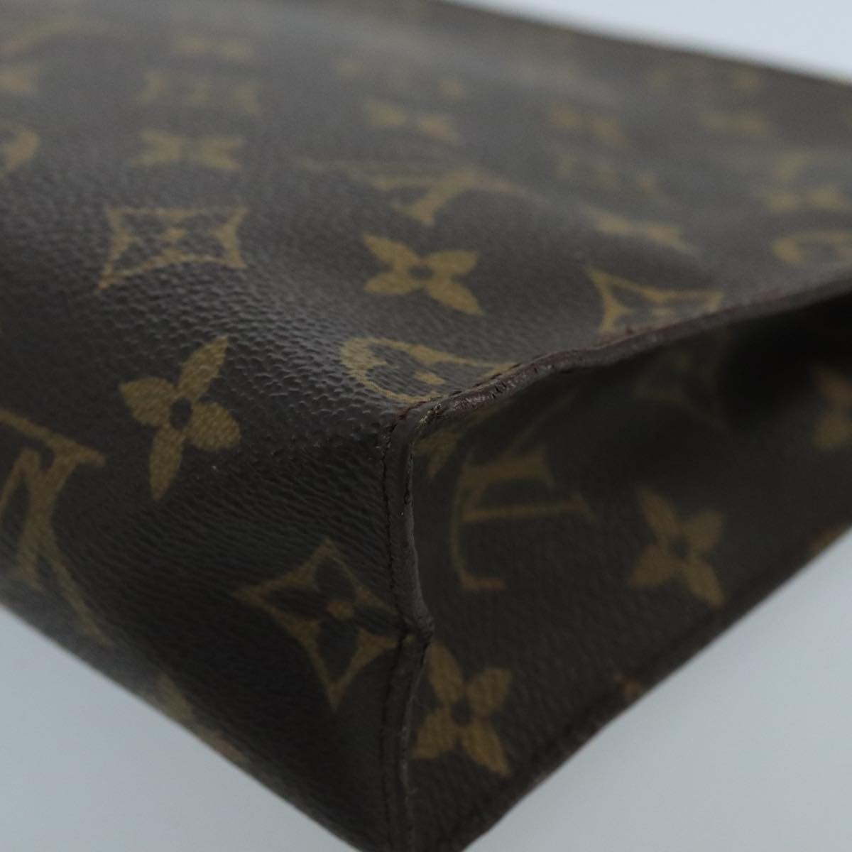 LOUIS VUITTON Monogram Poche Toilette 26 Pouch M47542 LV Auth 103144