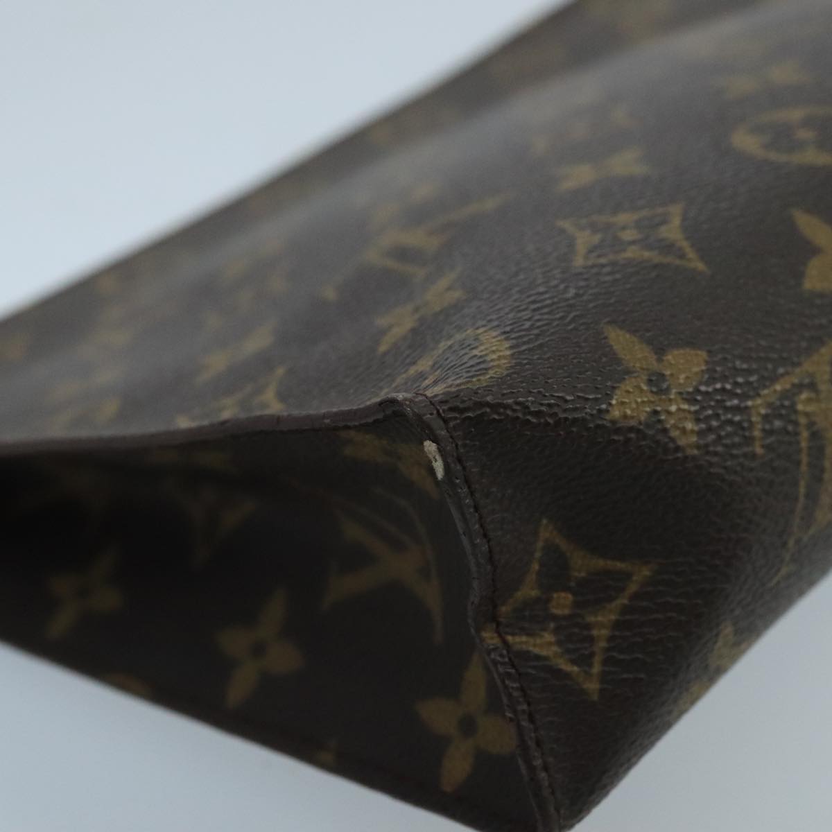 LOUIS VUITTON Monogram Poche Toilette 26 Pouch M47542 LV Auth 103144