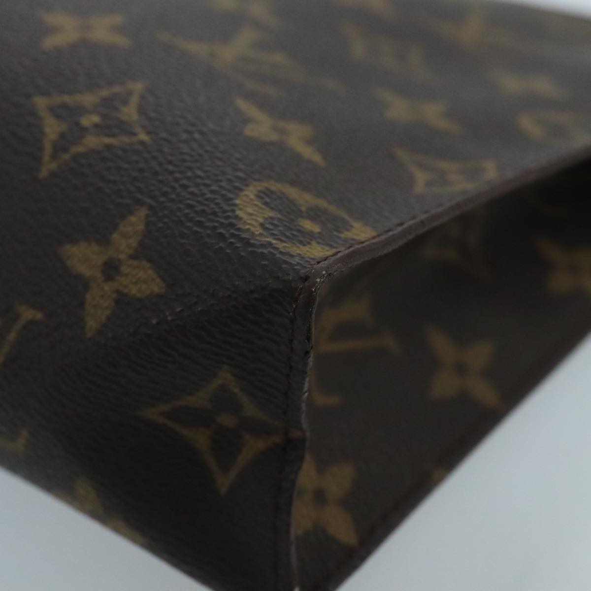 LOUIS VUITTON Monogram Poche Toilette 26 Pouch M47542 LV Auth 103144