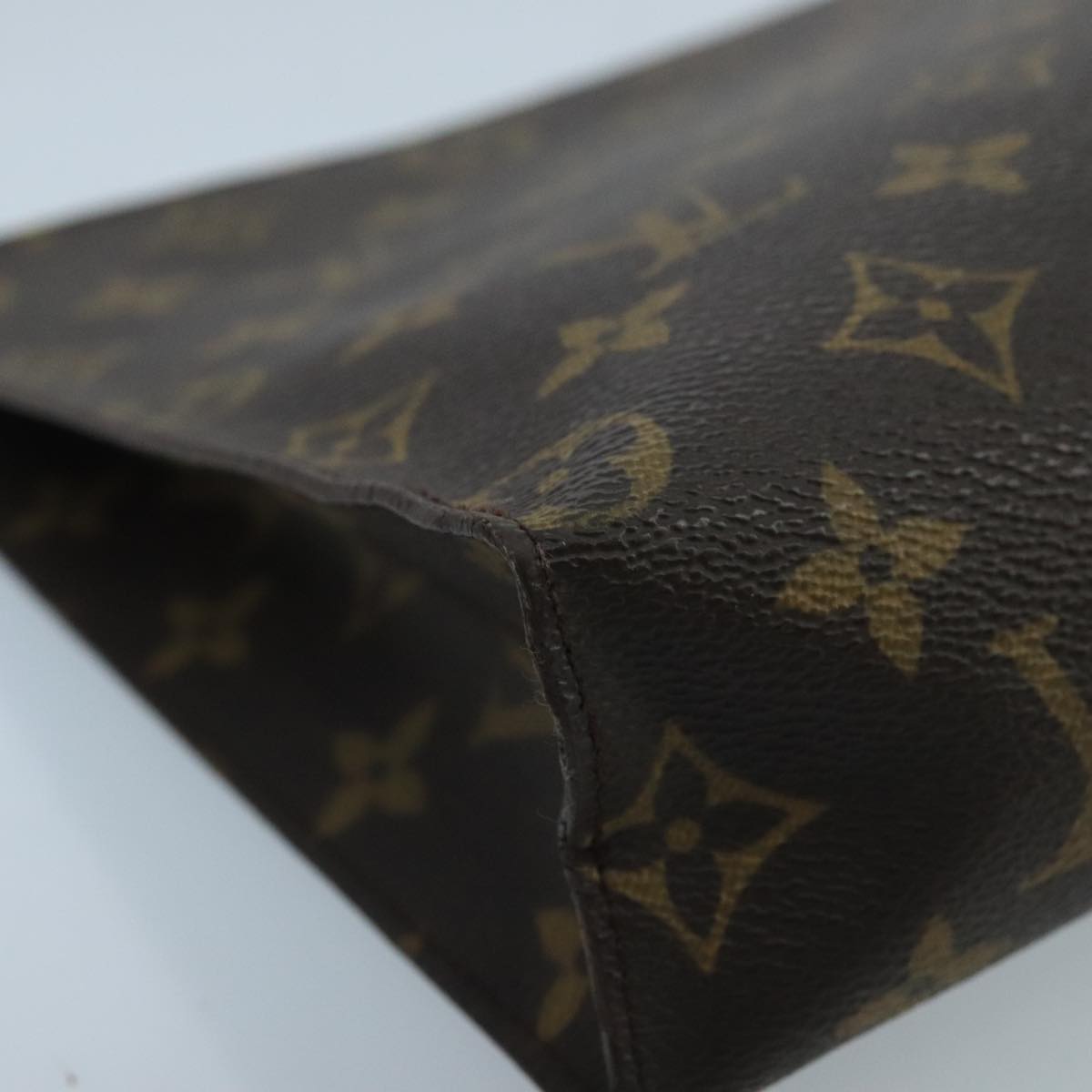 LOUIS VUITTON Monogram Poche Toilette 26 Pouch M47542 LV Auth 103144