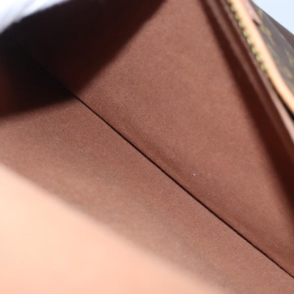 LOUIS VUITTON Monogram Saumur 43 Shoulder Bag M42252 LV Auth 103351