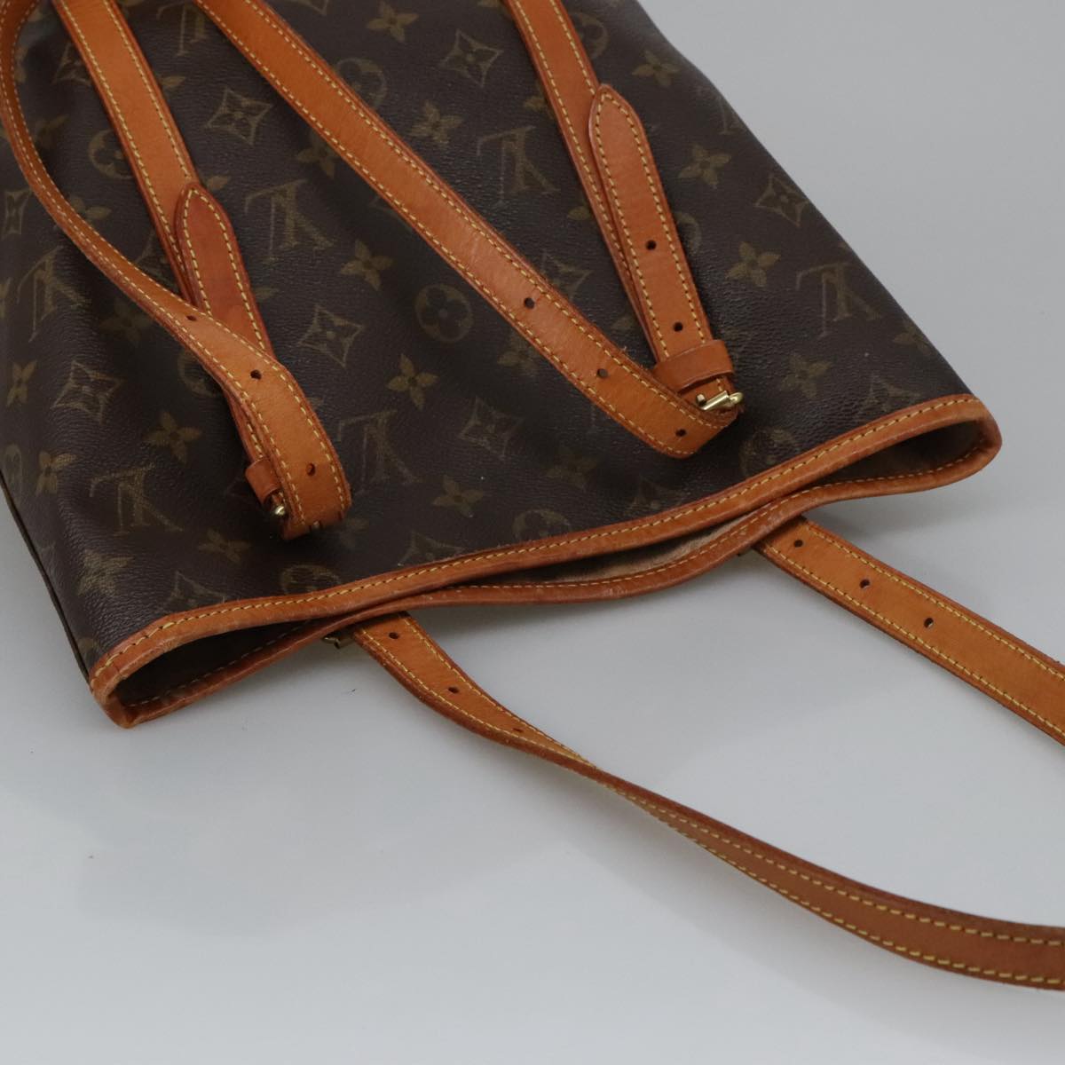 LOUIS VUITTON Monogram Bucket GM Shoulder Bag M42236 LV Auth 103514