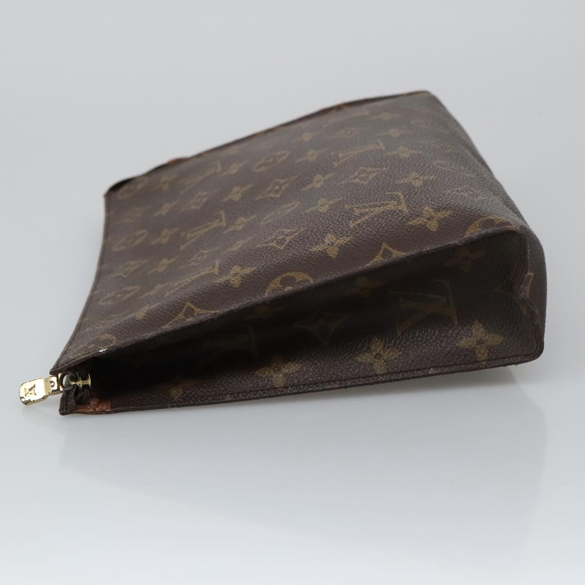 LOUIS VUITTON Monogram Poche Toilette 26 Pouch M47542 LV Auth 103526