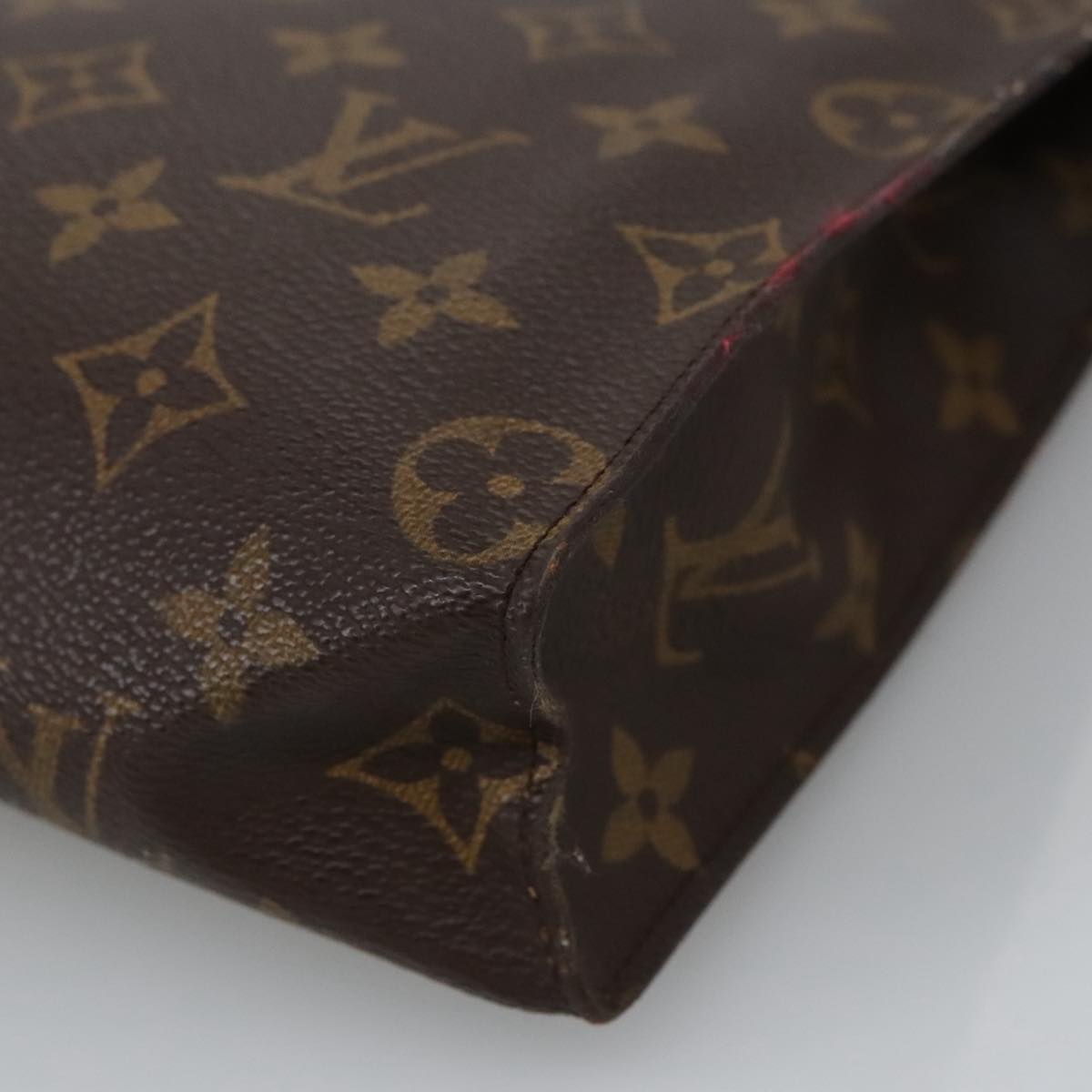 LOUIS VUITTON Monogram Poche Toilette 26 Pouch M47542 LV Auth 103526