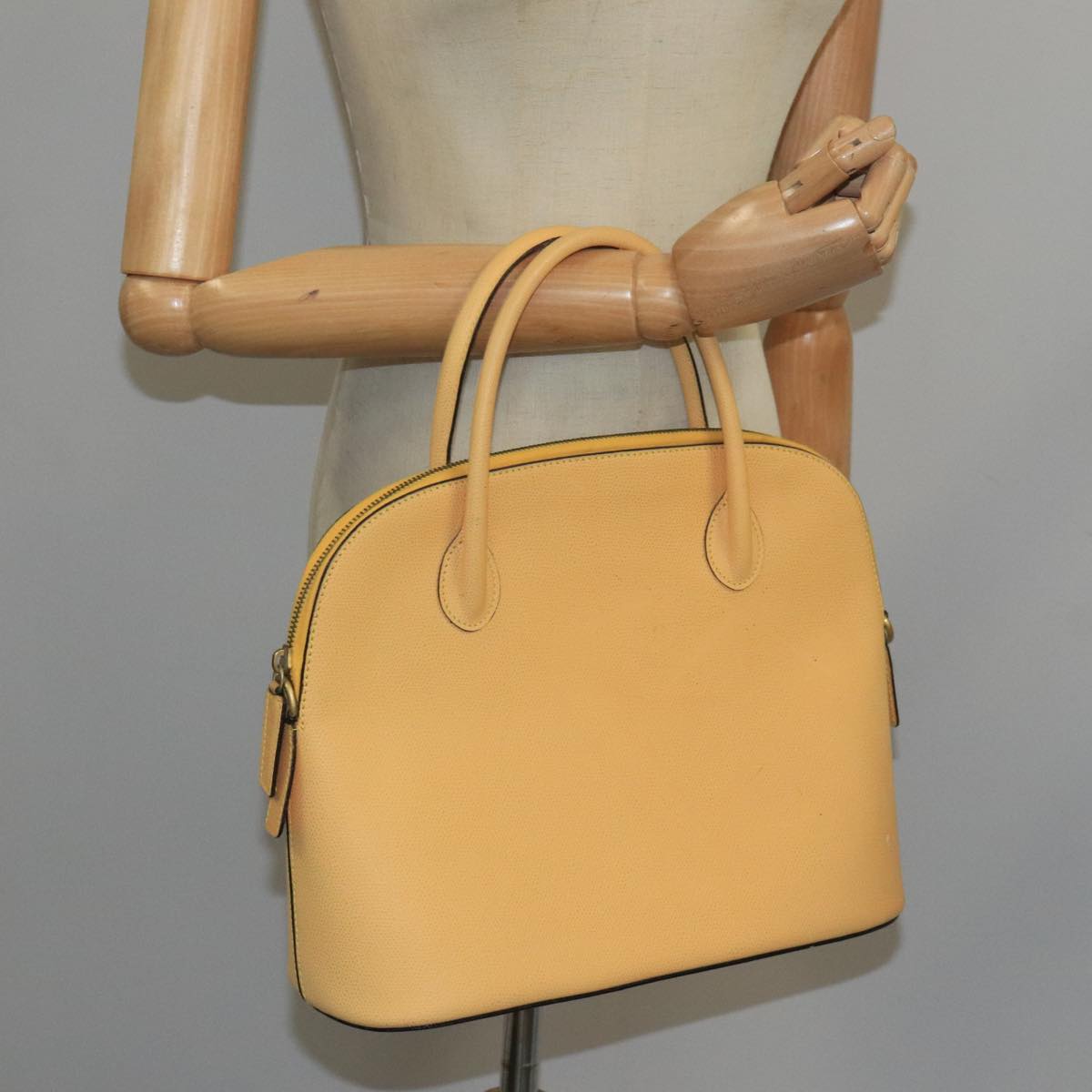 CELINE Hand Bag Leather Beige Auth 104543