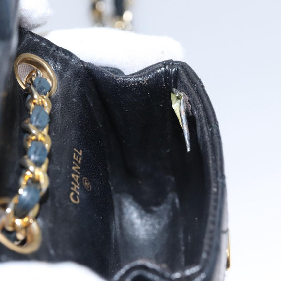 CHANEL Mini Mini Matelasse Chain Waist bag Lamb Skin Black Gold CC Auth 104616