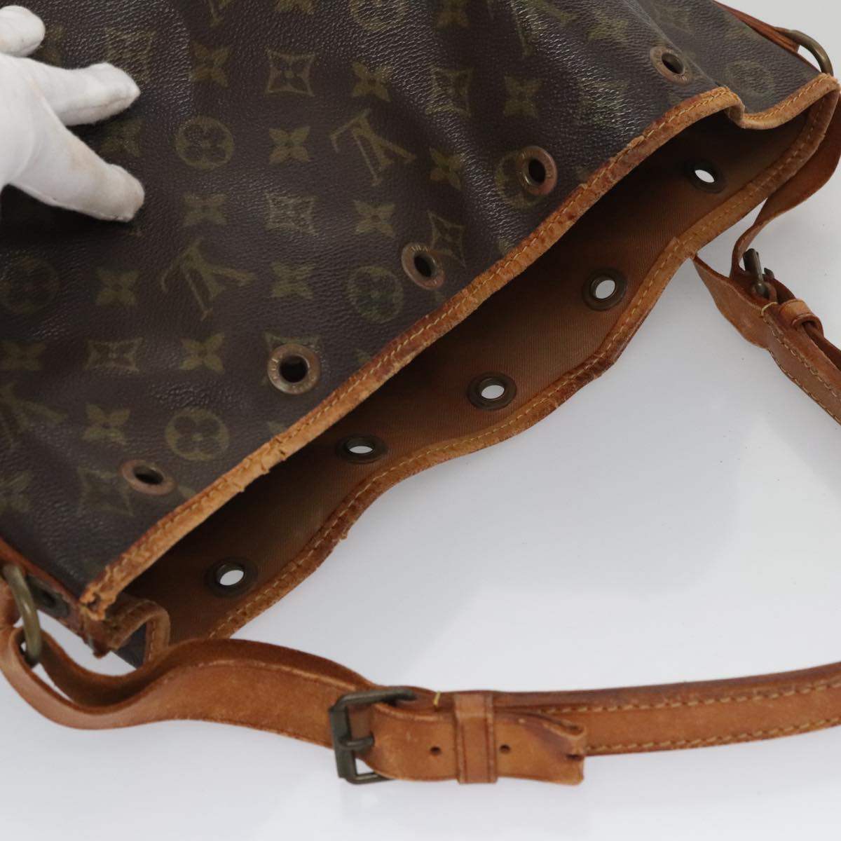 LOUIS VUITTON Monogram Noe Shoulder Bag M42224 LV Auth 105183