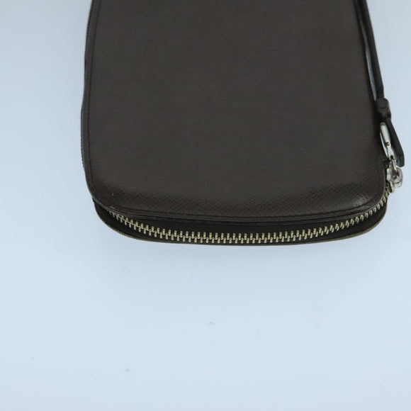 LOUIS VUITTON Taiga Organizer Atoll Travel Case Grizzly M30658 LV Auth 105329