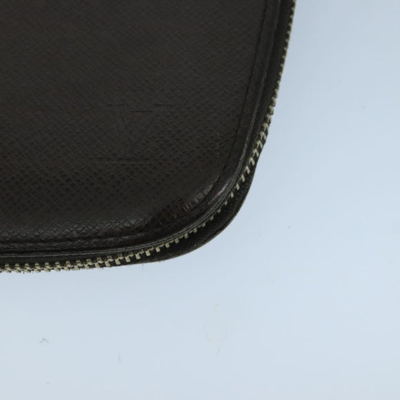 LOUIS VUITTON Taiga Organizer Atoll Travel Case Grizzly M30658 LV Auth 105329