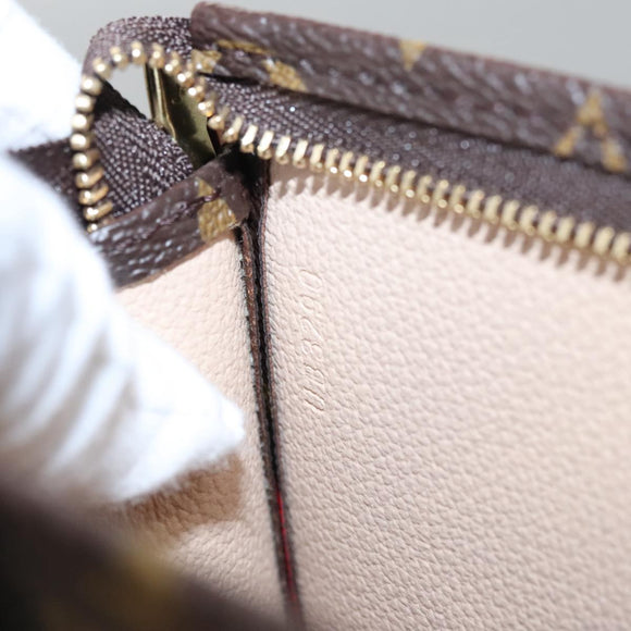 LOUIS VUITTON Monogram Game On Poche Toilette 26 Pouch M80282 LV Auth 105528S