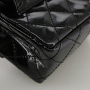 CHANEL Pouch Patent leather Black CC Auth 106201V-16