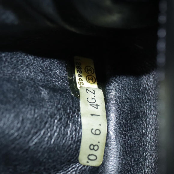 CHANEL Pouch Patent leather Black CC Auth 106201V