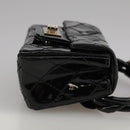 CHANEL Pouch Patent leather Black CC Auth 106201V-4
