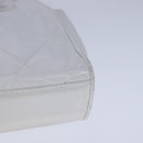 CHANEL Matelasse Shoulder Bag Leather White CC Auth 106385-17