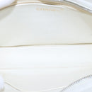 CHANEL Matelasse Shoulder Bag Leather White CC Auth 106385-10