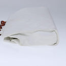 CHANEL Matelasse Shoulder Bag Leather White CC Auth 106385-3