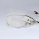 CHANEL Matelasse Shoulder Bag Leather White CC Auth 106385-4