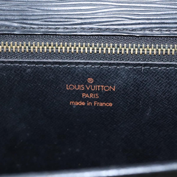 LOUIS VUITTON Epi Serie Dragonne Clutch Bag Black Noir M52612 LV Auth 106784