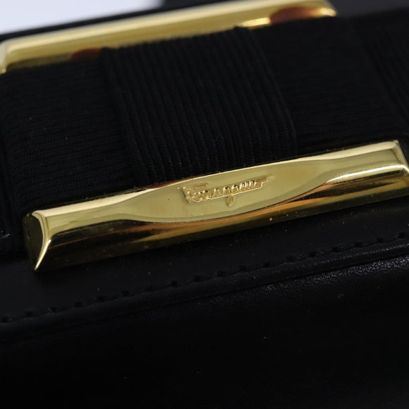 Salvatore Ferragamo Gancini Shoulder Bag Leather Black Gold Auth 106875